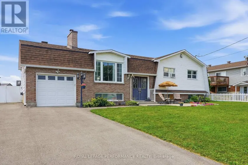 Detached at 321 SAINTE-ANNE STREET, Clarence-Rockland