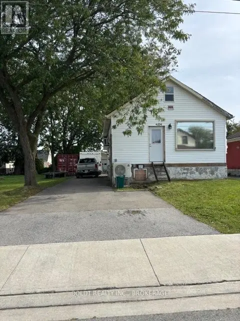 Detached at 4354 THIRD AVENUE, Niagara Falls