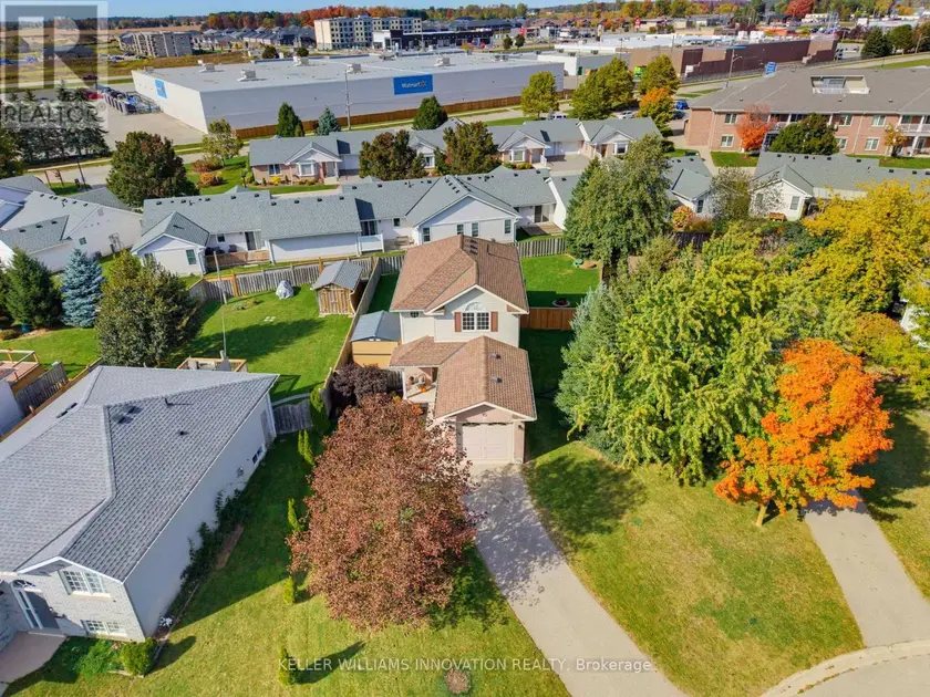 Detached at 15 BARNETT STREET W, North Perth