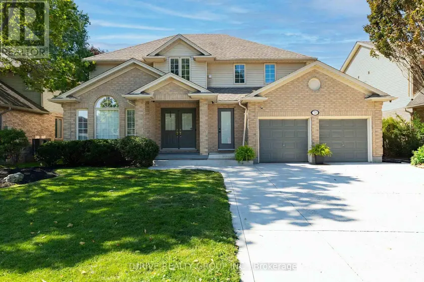 Detached at 70 PINEBROOK COURT, London North