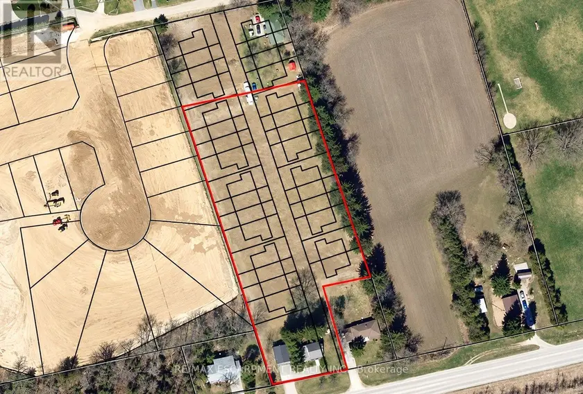 Detached at 211 THOMPSON ROAD W, Norfolk