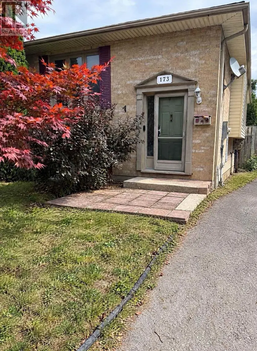 Semi-Detached/Link at 173 MARTINET AVENUE, London East
