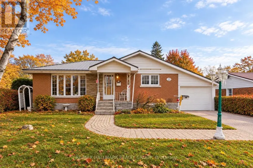 Detached at 23 ALDERSHOT AVENUE, Brockville