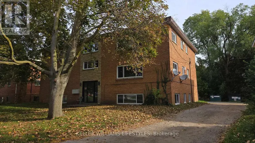 Multiplex at UNIT 3 - 6 BALFOUR PLACE, London East