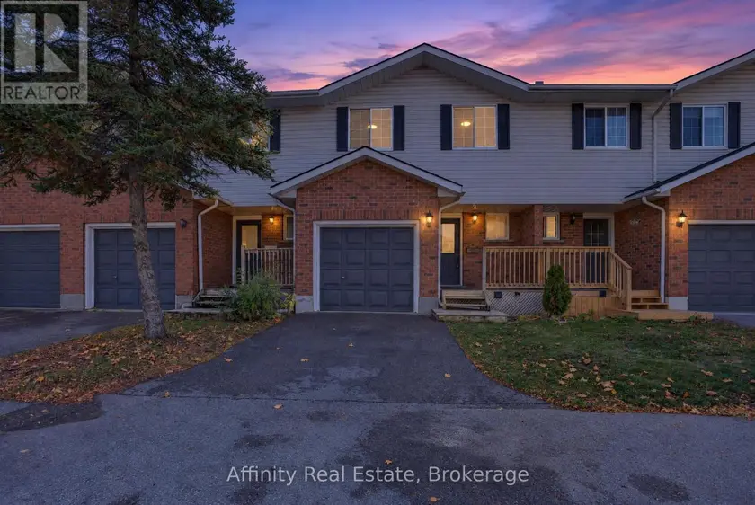 Townhouse at 5 - 350 ERBSVILLE ROAD, Waterloo