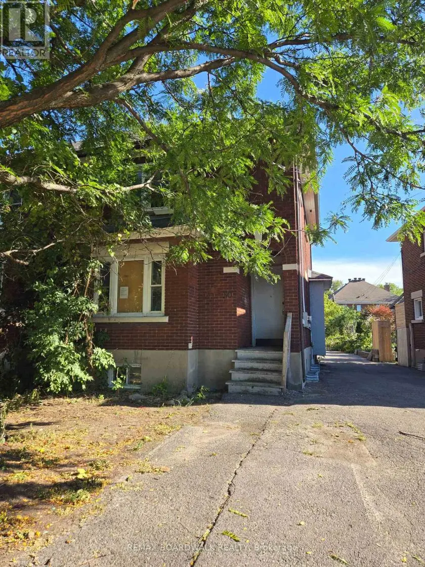 Semi-Detached/Link at 50 IMPERIAL AVENUE, Ottawa