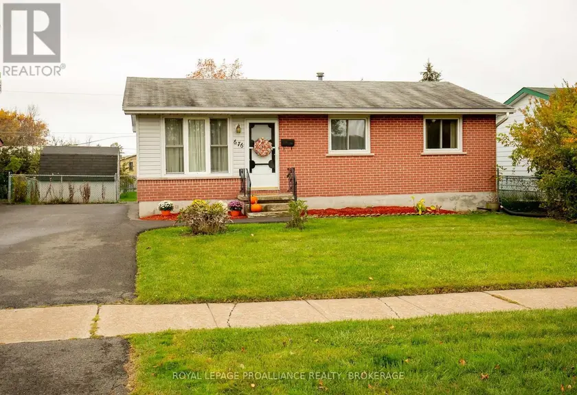 Detached at 676 WILLIS STREET, Kingston