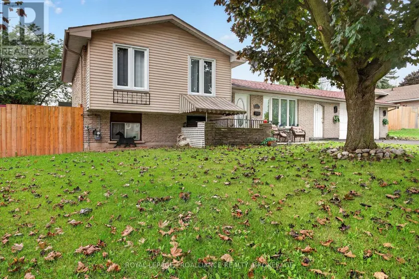 Detached at 2 VIRGINIA STREET, Kingston