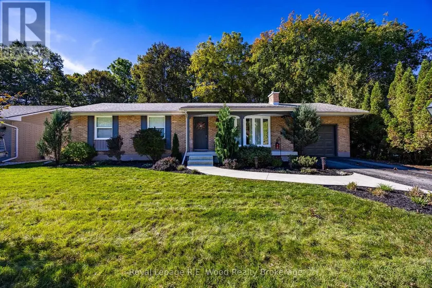 Detached at 11 ELEANOR COURT, Tillsonburg
