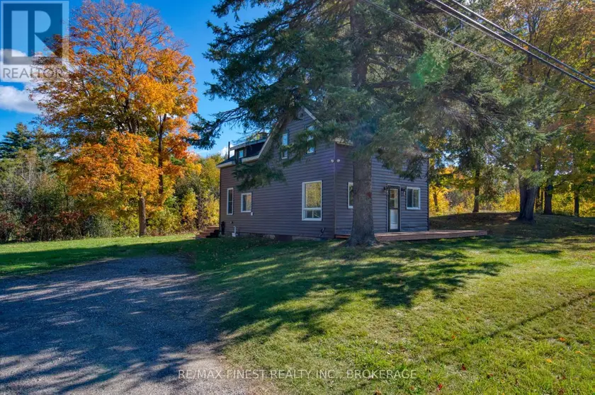Detached at 14756 ROAD 38, Frontenac