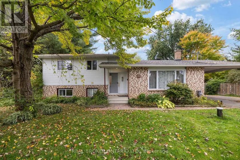 Detached at 23 LOUISE CRESCENT, Russell