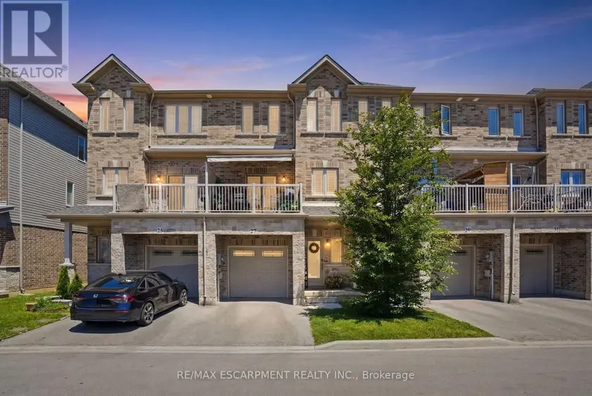Townhouse at 27 CROSSINGS WAY, Hamilton