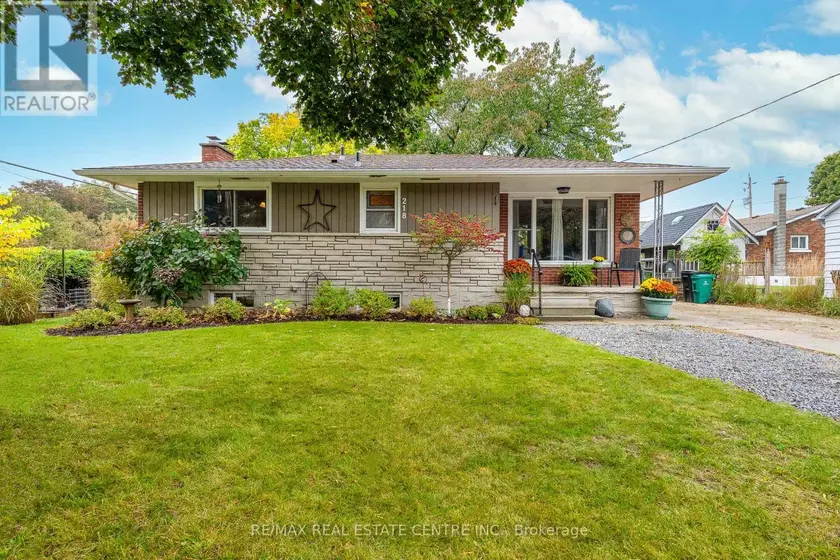 Detached at 218 MONTROSE STREET S, Cambridge