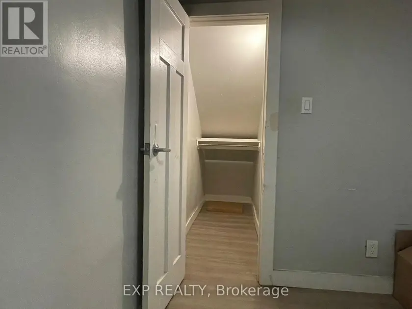 Multiplex at #9 - 70 VICTORIA AVENUE S, Hamilton
