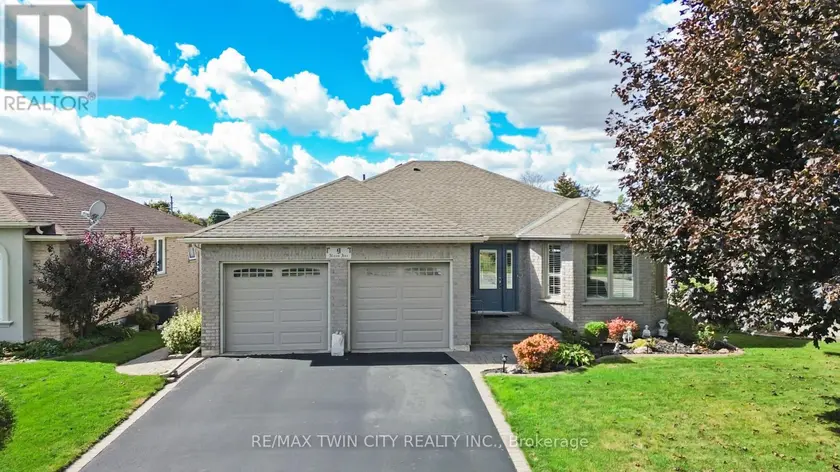 Detached at 9 NIXON AVENUE, Brant