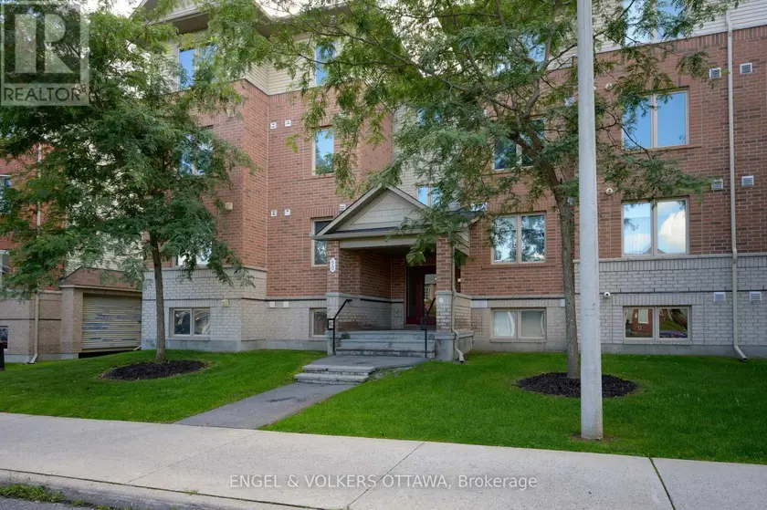 Apartment at 7 - 50 BARNSTONE DRIVE, Ottawa