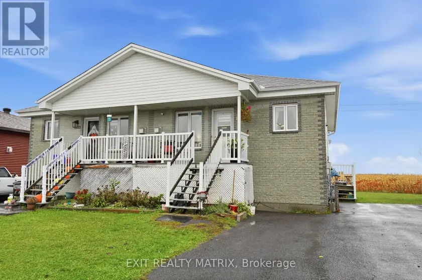 Semi-Detached/Link at 1021 JACYNTHE STREET, Hawkesbury
