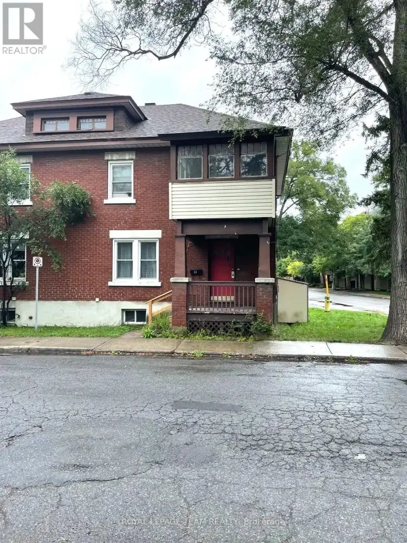 Semi-Detached/Link at 33 CAMERON AVENUE, Ottawa