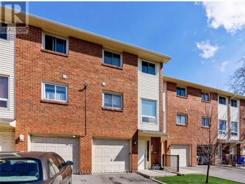 Townhouse at 15 - 6 LOCONDER DRIVE, Hamilton