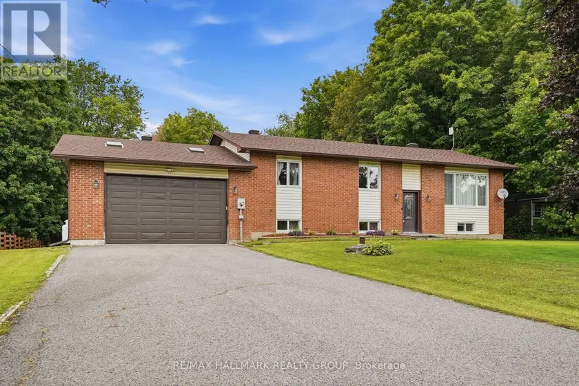 Detached at 601 LAKE GEORGE ROAD, Alfred and Plantagenet