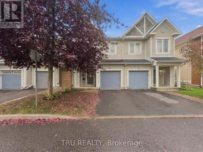 Townhouse at 48 - 336 HILLSBORO PRIVATE, Ottawa