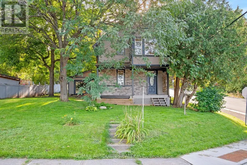 Detached at 903 RIVER ROAD, McNab/Braeside