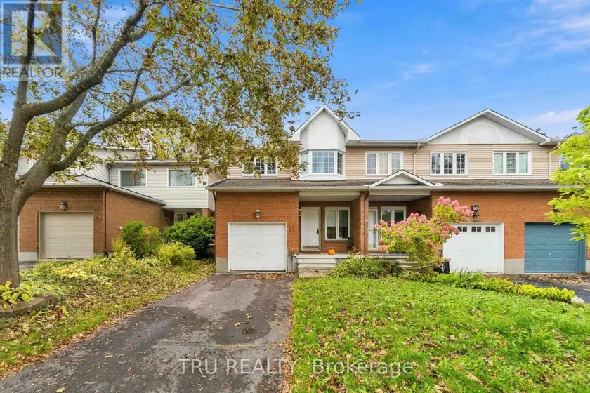Townhouse at 62 HUNTER'S GLEN CRESCENT, Ottawa