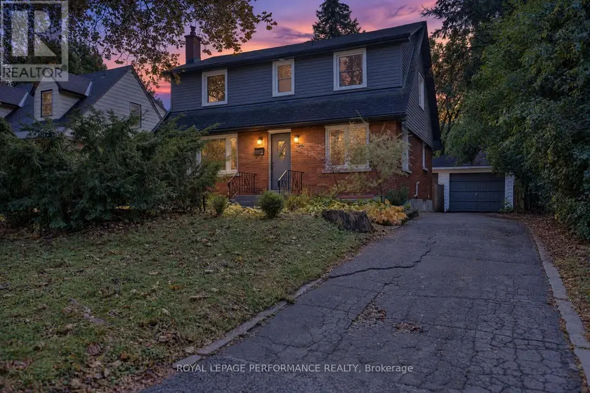 Detached at 140 BEGONIA AVENUE, Ottawa