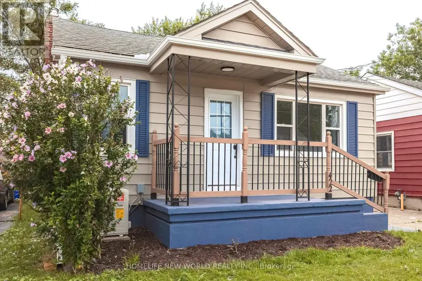 Detached at 422 WELLAND AVENUE, St. Catharines