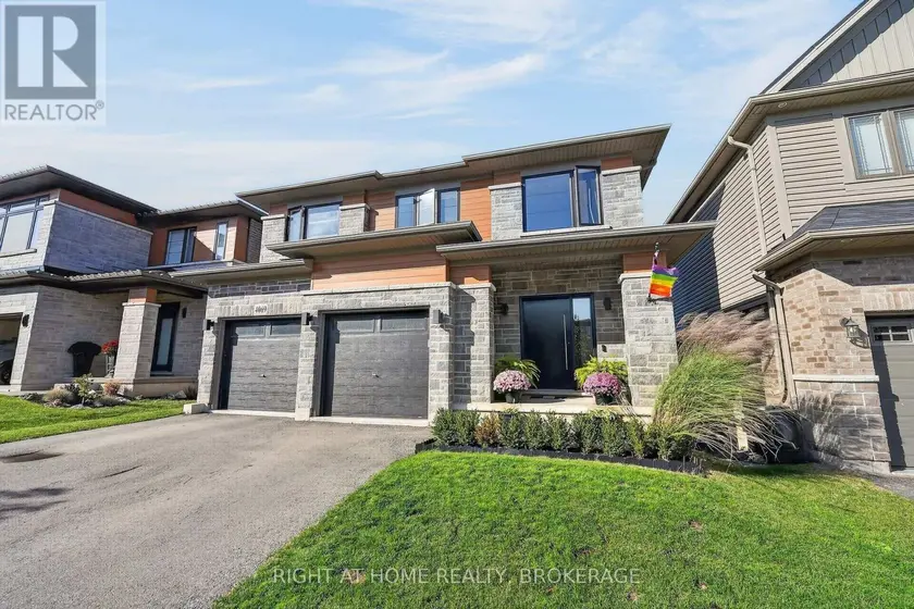 Detached at 4069 BROCK STREET N, Lincoln