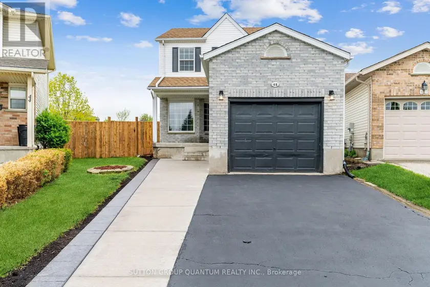 Detached at UPPER - 48 WHITE SANDS COURT, Kitchener