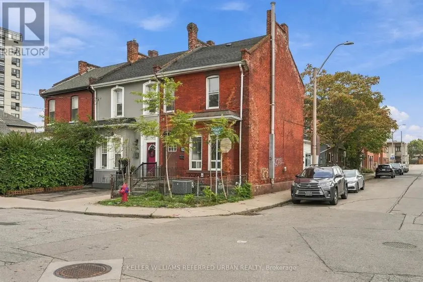 Townhouse at 52 CATHCART STREET, Hamilton