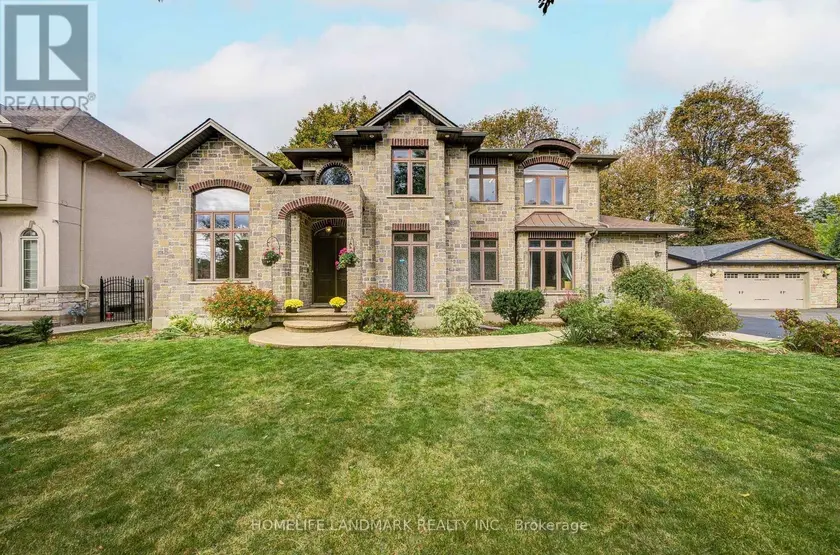 Detached at 668 GARTH STREET, Hamilton