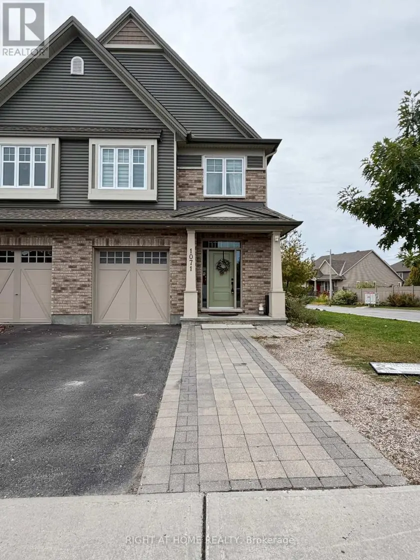 Semi-Detached/Link at 1071 COBBLE HILL DRIVE, Ottawa