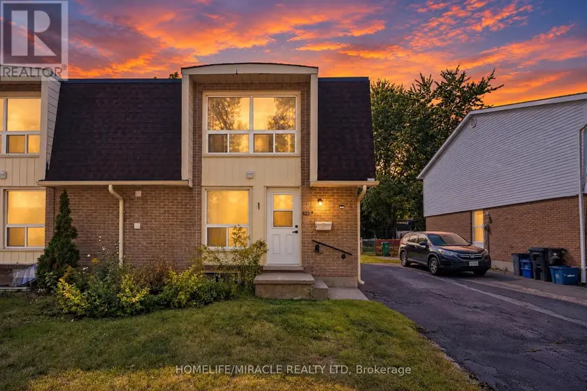 Multiplex at B - 425 DUNVEGAN DRIVE, Waterloo