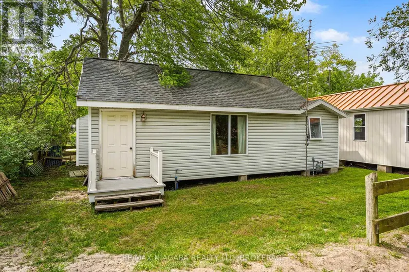 Detached at 12213 LAKESHORE ROAD, Wainfleet