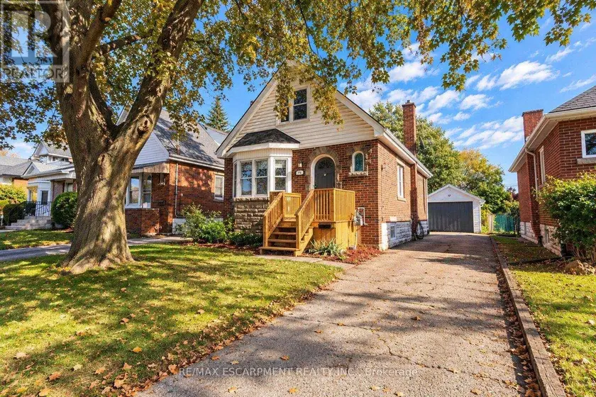 Detached at 75 BARONS AVENUE, Hamilton