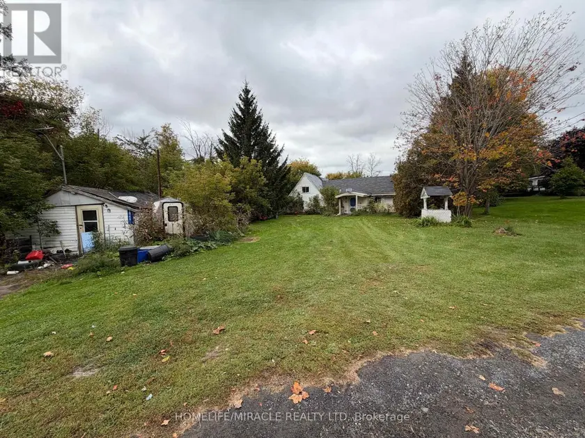 Detached at 18495 DUNDAS STREET, South Glengarry