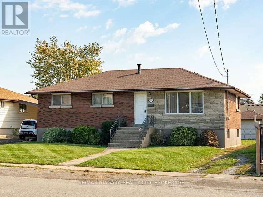 Detached at 109 HAMPTON AVENUE, Port Colborne