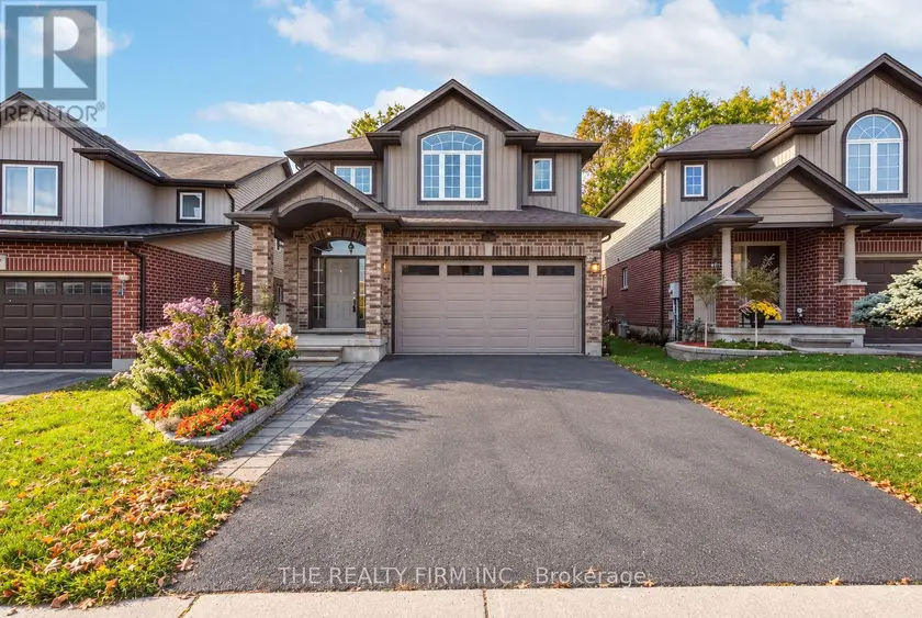 Detached at 2027 SPRINGRIDGE DRIVE, London North