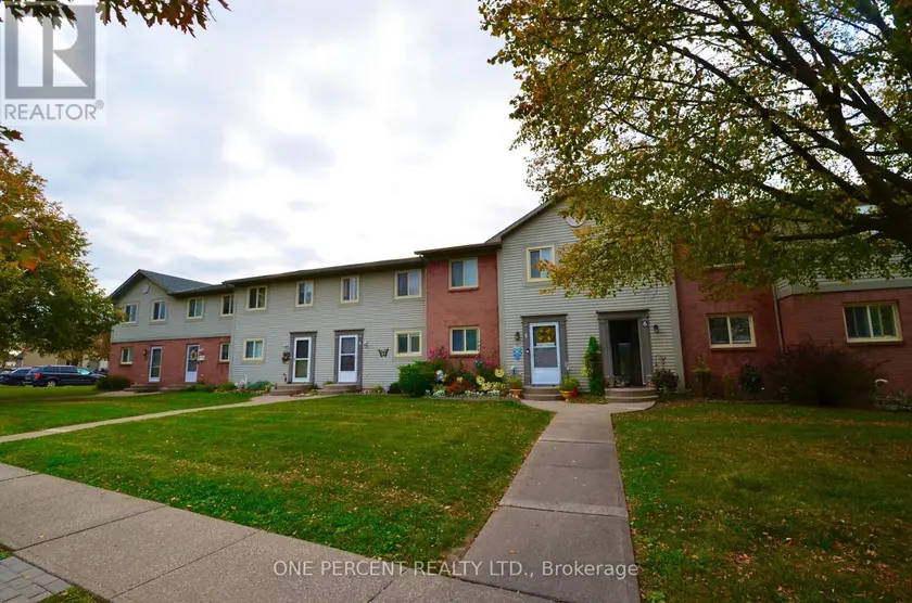 Townhouse at 5 - 65 DORCHESTER BOULEVARD, St. Catharines