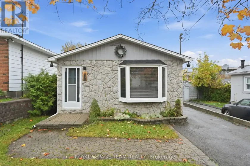 Detached at 289 MONTFORT STREET, Ottawa