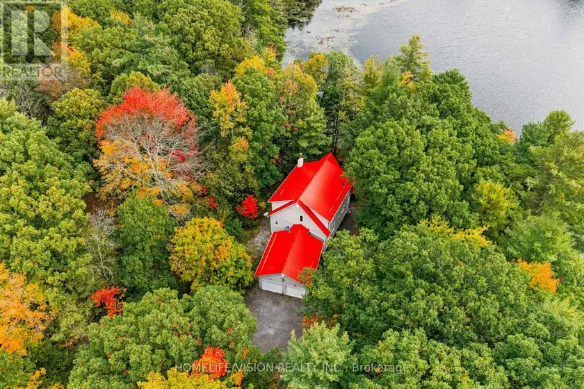 Detached at 2862 HOLLEFORD ROAD, South Frontenac