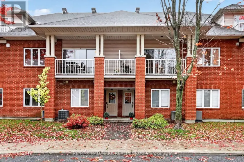 Townhouse at 10E DAYBREAK STREET, Ottawa