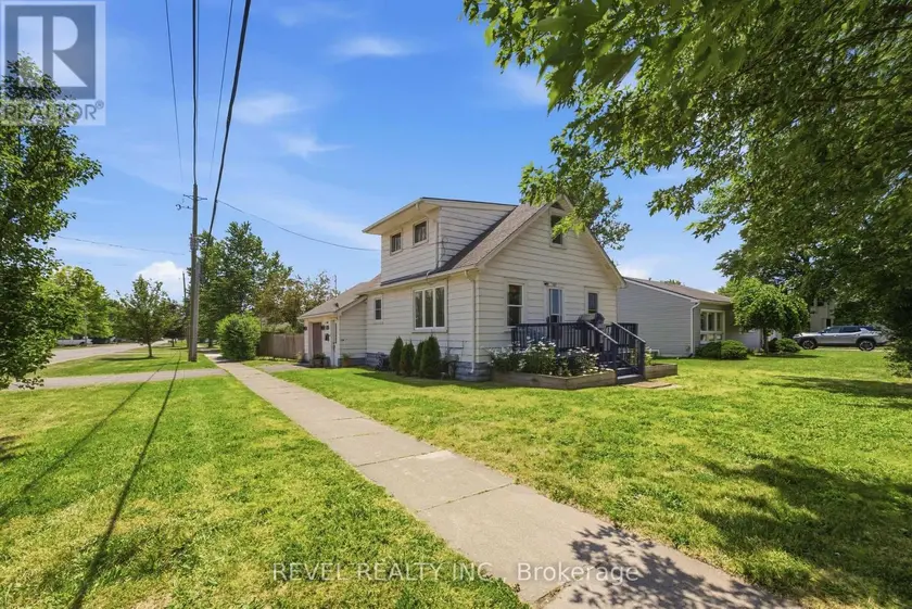Detached at 1217 ORCHARD AVENUE, Fort Erie