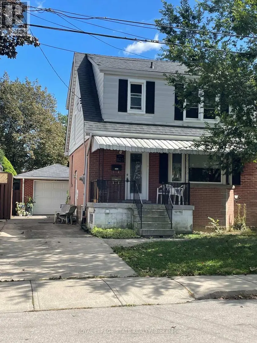 Detached at UPPER - 225 EAST 14TH STREET, Hamilton