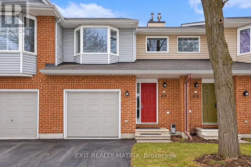 Townhouse at 24 OAKHAVEN PRIVATE, Ottawa