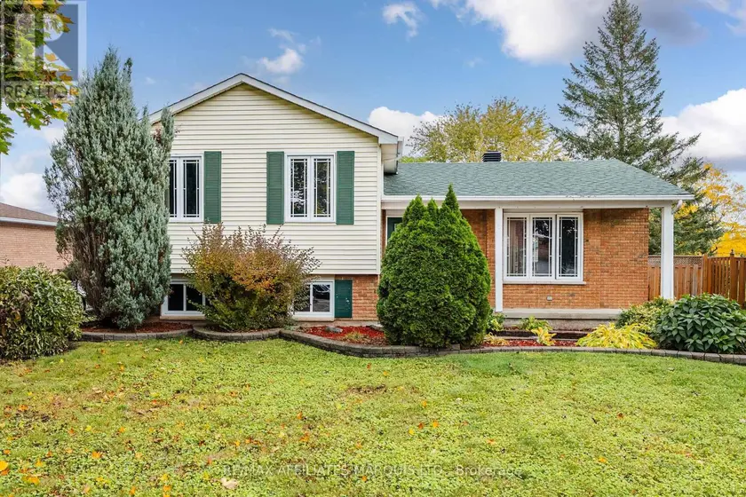 Detached at 361 ANGELA CRESCENT, Cornwall