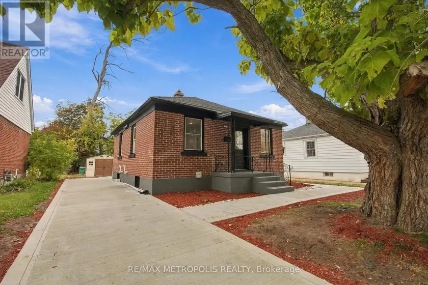 Detached at 488 MCKELLAR STREET, Peterborough