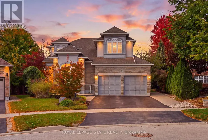 Detached at 62 ANDERSON COURT, Hamilton